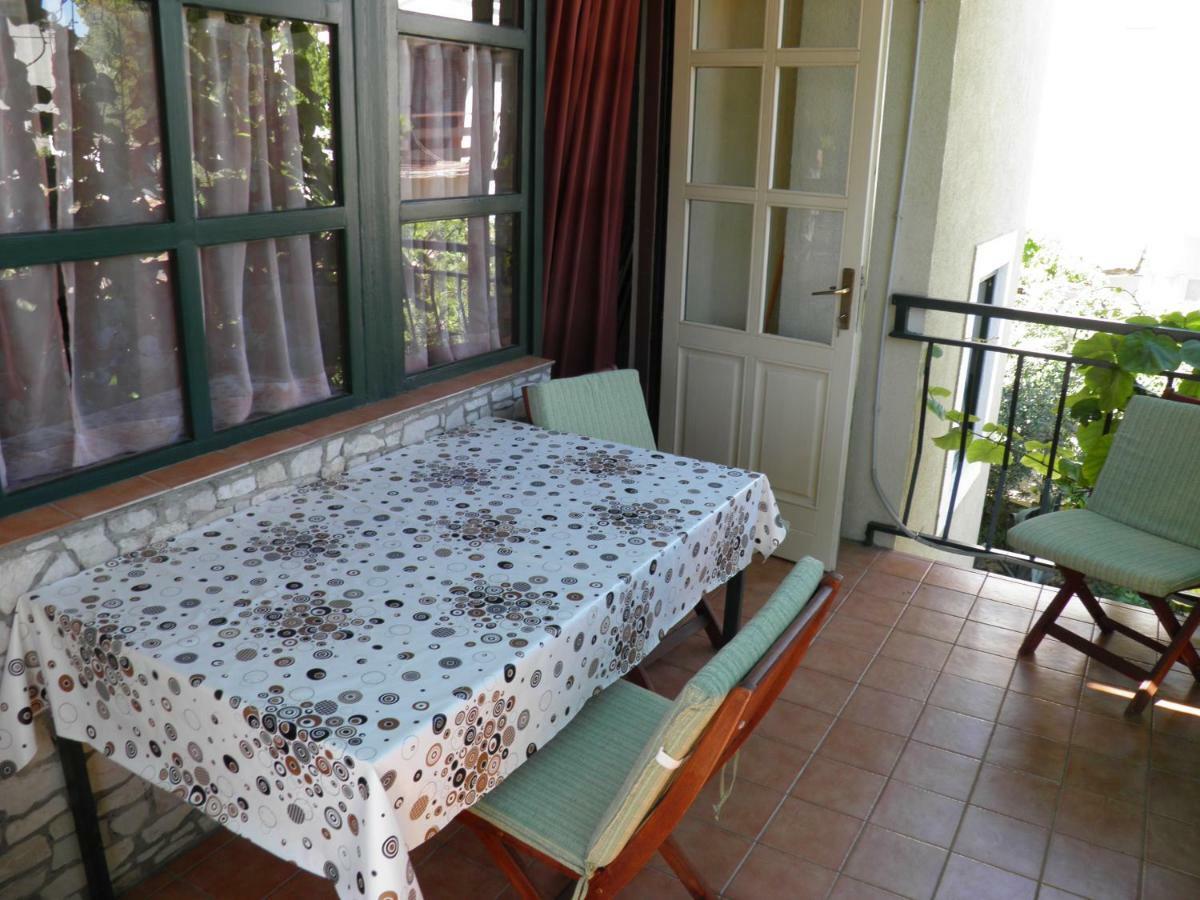 Apartman Mia Biograd Biograd Na Moru Εξωτερικό φωτογραφία